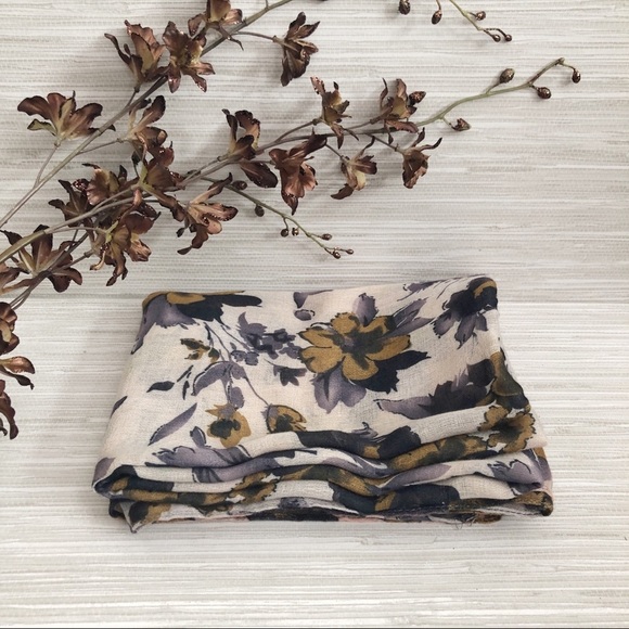 Anthropologie Accessories - Anthropologie Pins & Needles infinity scarf